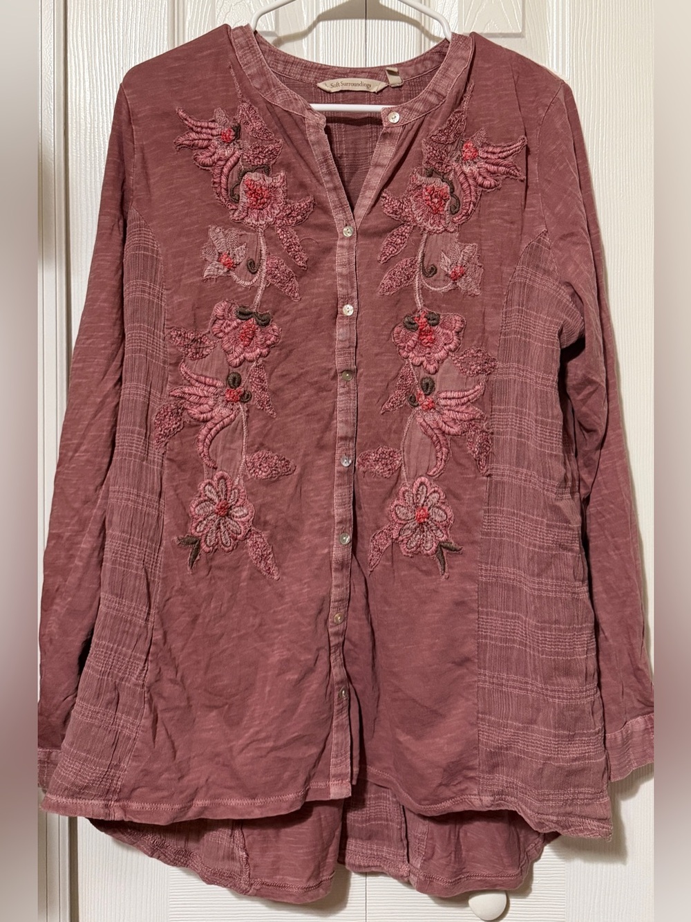 SOFT SURROUNDINGS Dusty Rose Floral Embroidered Woven/ Knit Button Tunic Size L